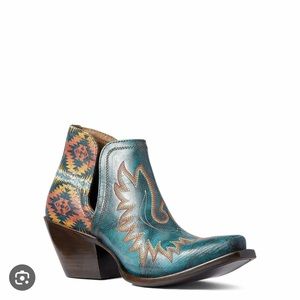 Ariat Dixon Pendleton Aged Turquoise Snip Toe 6B EUC